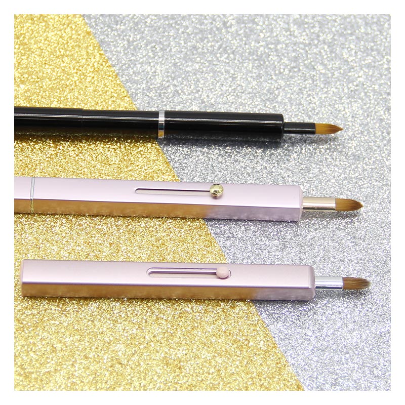 What is the purpose of angled jojo makeup brushes? 