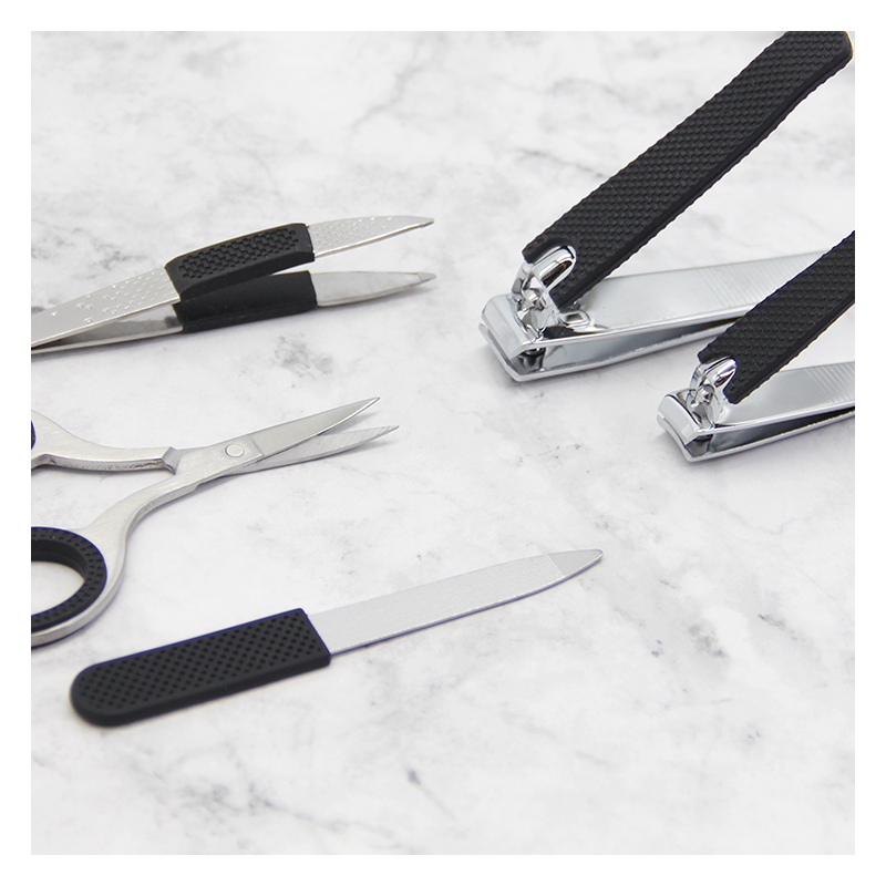 Manicure Set MSZ 595897.